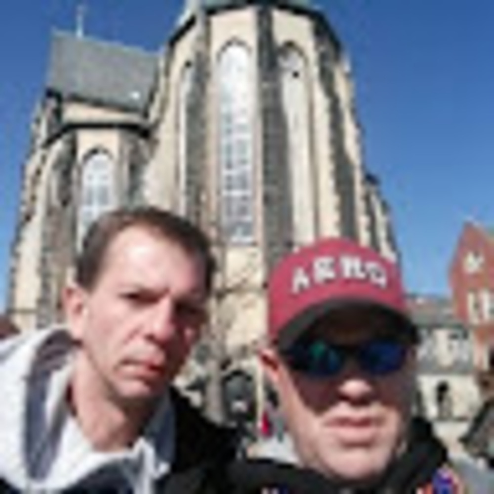 Meet your Posher, Christopher